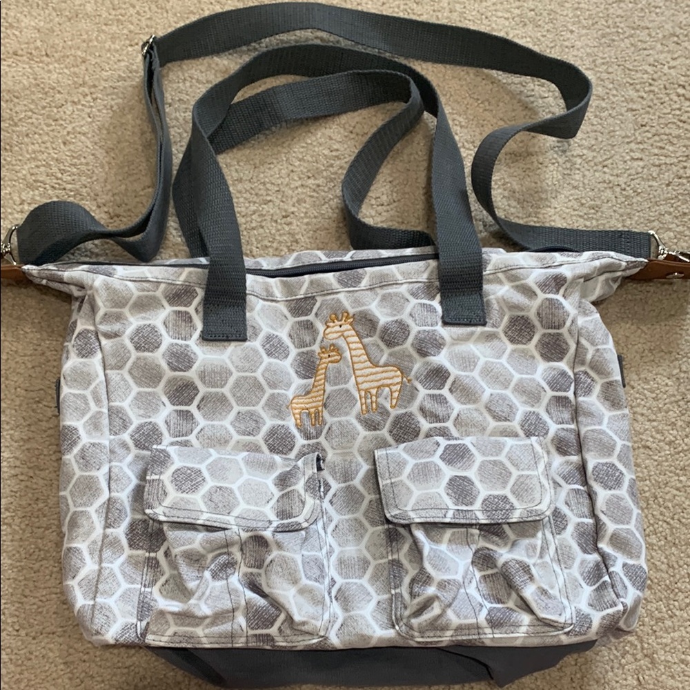 thirty-one Giraffe Baby Bag